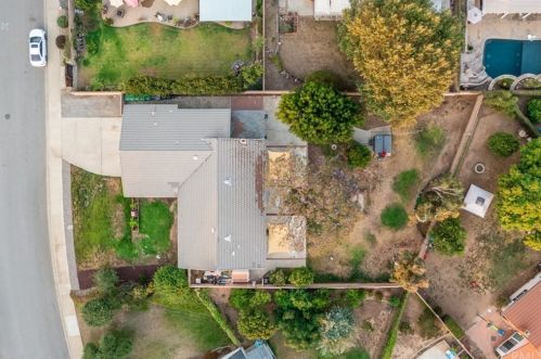 5172 Old Ranch Rd, La Verne, CA 91750-1532
