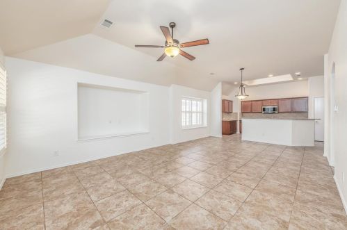 2712 Merry Vw Ln, Fort Worth TX  76120-5655 exterior