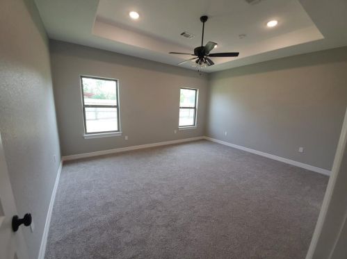 233 Shannon St, Angleton TX 77515 exterior