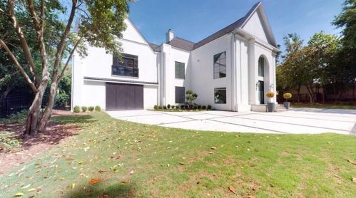 3206 Arden Rd, Atlanta GA  30327-1262 exterior