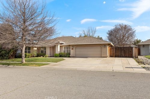 105 Emerald Lake Ct, Chico, CA 95973-5868