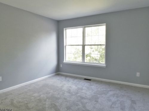 55 Saxton Dr, Hackettstown NJ  07840-1742 exterior