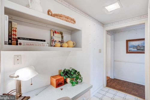 2113 Lyndell Dr, Lancaster PA  17601-5728 exterior