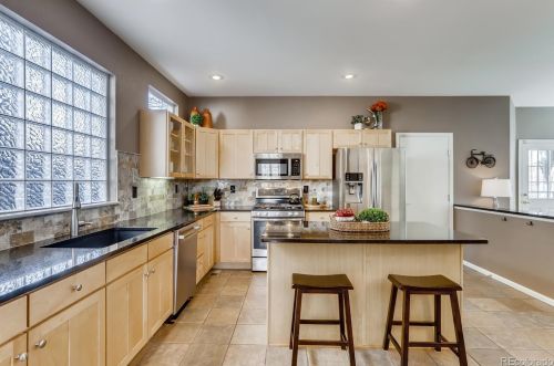 40 Trenton St, Denver CO  80238-3202 exterior