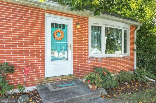 102 Rockwood Ave, York, PA 17406-3129