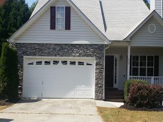 250 Hillcrest Rdg, Holly Springs GA  30115-4216 exterior