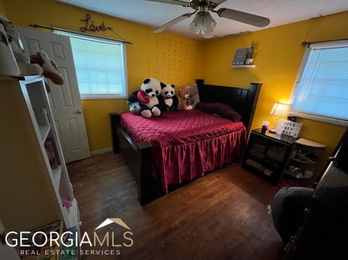 1067 Laurel Ln, Conyers GA  30012-4207 exterior