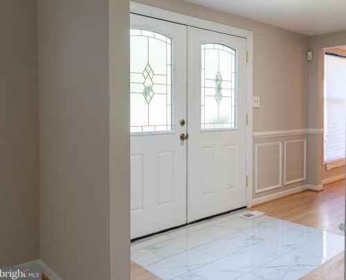 14913 Lear Ln, Silver Spring, MD 20905-5570