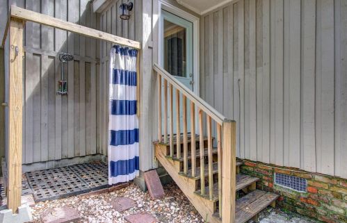 3612 Waterway Blvd, Isle Of Palms SC  29451-2552 exterior