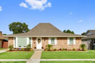 79 Montego Dr, Kenner, LA 70065-3126