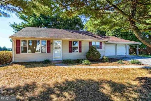 400 Fairview Dr, Hanover, PA 17331-9794