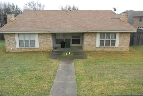7300 Davis Blvd, Fort Worth TX  76182-6151 exterior