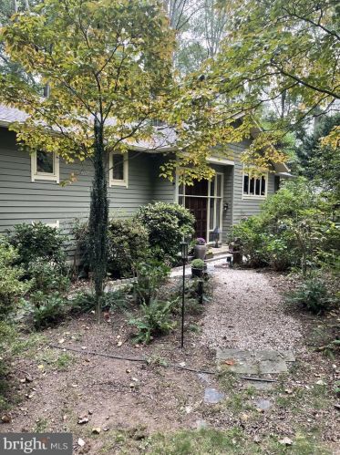 7015 Pindell School Rd, Fulton MD  20759-9715 exterior