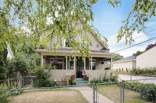 1076 Cook Ave, Saint Paul MN  55106-3323 exterior