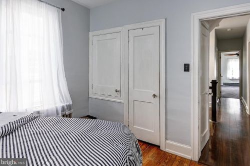 41 Friends Ave, Haddonfield NJ 08033-1500 exterior