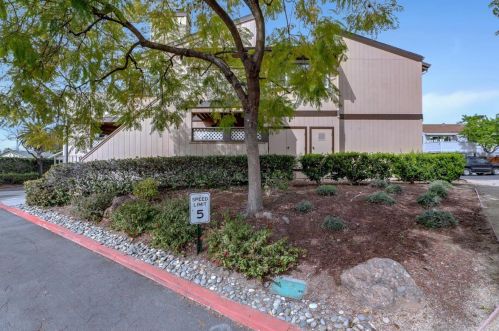 4 Silcreek Dr, San Jose, CA 95116-1357