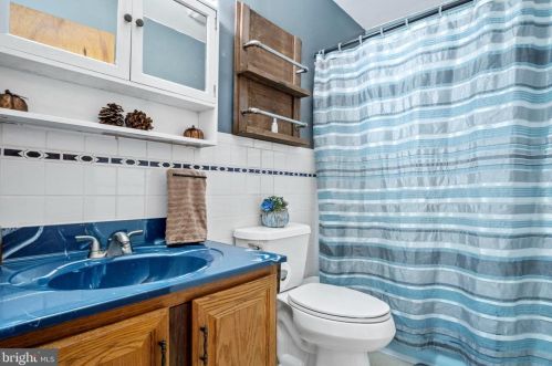 231 Alters Rd, Carlisle PA 17015-8969 exterior