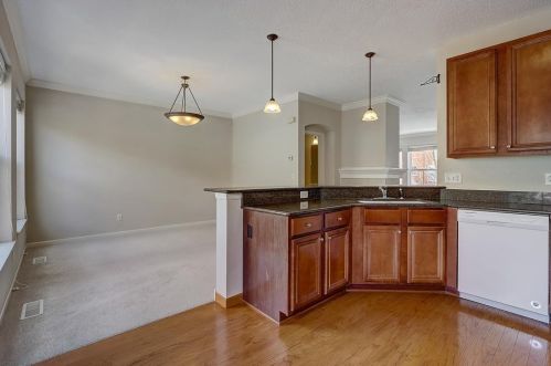 10256 Bleeker St, Saint Paul MN  55129-6904 exterior