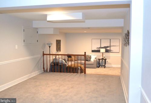 1409 Squaw Hill Ln, Silver Spring MD  20906-2009 exterior