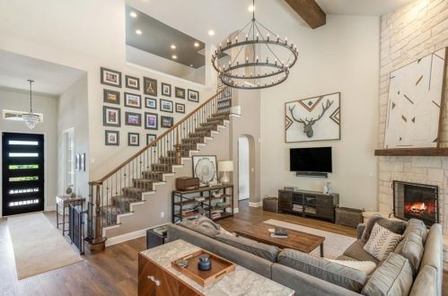 7734 Aria Loop, Austin TX  78736-2708 exterior