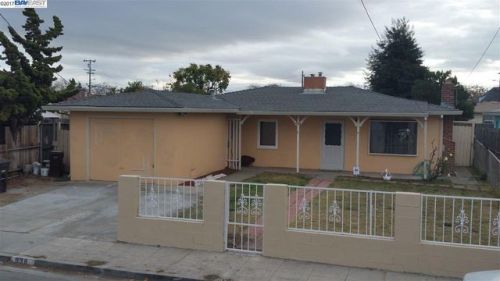 938 Sueirro St, Hayward, CA 94541-5914