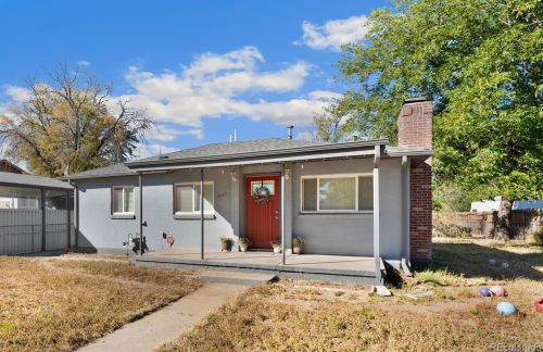 5969 Newport St, Denver, CO 80022-4025