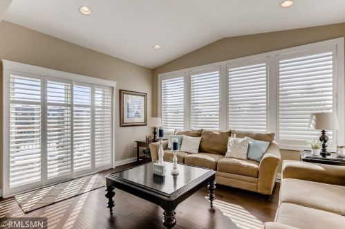 1710 Bluewater Ln, Saint Paul MN  55129-6236 exterior