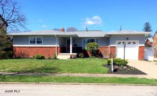 3004 3rd Ave, Altoona, PA 16602-1928