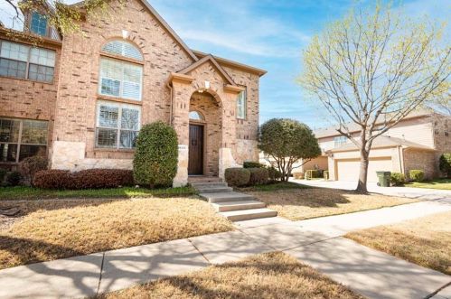 8633 Pauline St, Plano, TX 75024-6892
