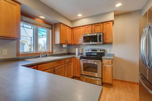 679 Falcon Rdg Rd, Saint Paul MN  55125-1457 exterior