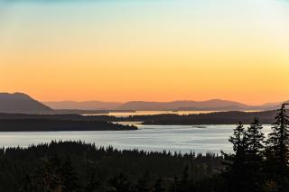 4406 Parkhurst Dr, Bellingham, WA 98229-3391