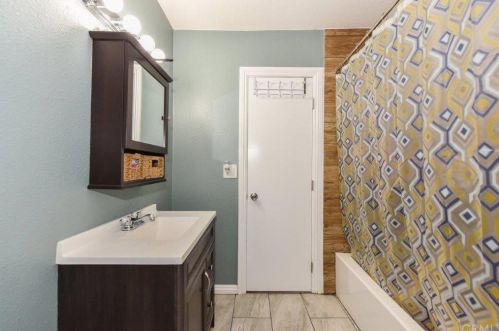 734 Fairhaven St, Anaheim CA  92801-4002 exterior