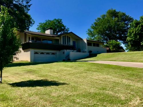 1205 Crestwood Dr, Muskogee, OK 74403-2808