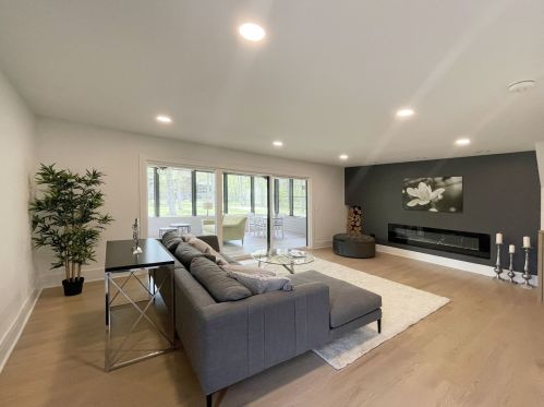 2675 Crestwood Ln, Bannockburn IL  60015-1904 exterior