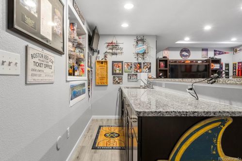 6918 Elk Ct, Aurora CO 80016-4290 exterior