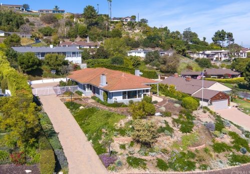 3030 Deluna Dr, Palos Verdes Estates, CA 90275-6303