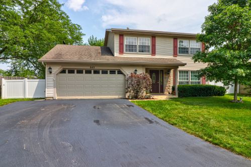 649 Sunrise Ct, Carol Stream IL  60188-1683 exterior