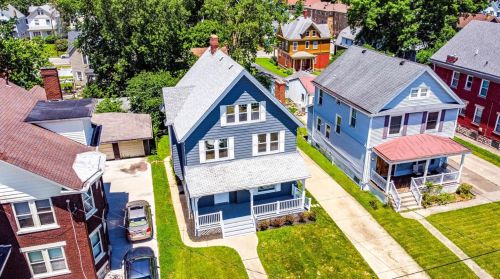 1912 Delaware Ave, Cincinnati OH  45212-3621 exterior