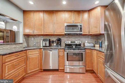 750 64 St, Philadelphia PA 19151-3128 exterior