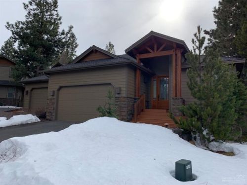 2543 Locke Ct, Bend OR  exterior
