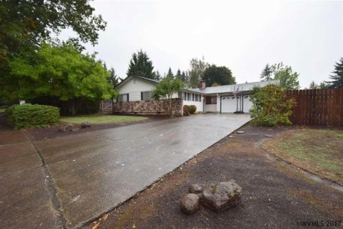 1547 Joseph St, Salem, OR 97302-2334