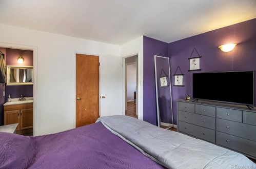 1001 Cortez St, Denver CO  80221-3572 exterior