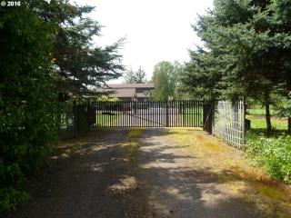 4382 Elliott Prairie Rd, Woodburn OR  97071-8753 exterior