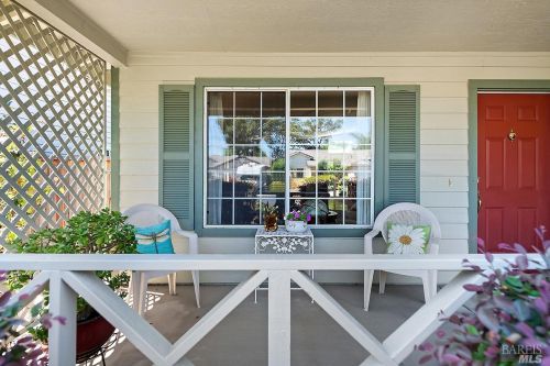 743 Willowood Way, Windsor, CA 95492-8185
