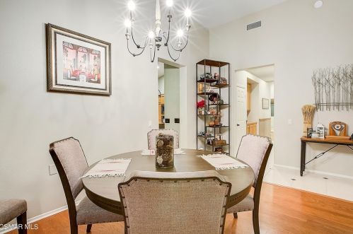 1267 Fitzgerald Rd, Simi Valley CA 93065-4480 exterior