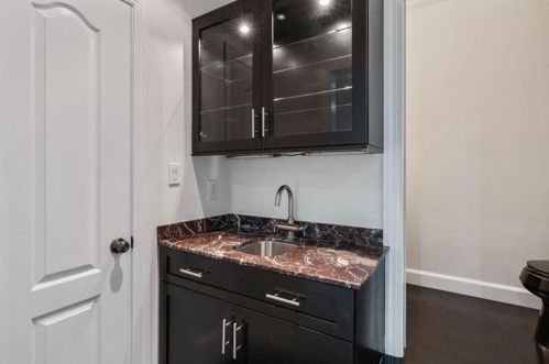 500 Highbrook Dr, Atlanta GA  30342-2319 exterior