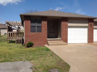 835 Forest Ave, Joplin MO  64801-5276 exterior