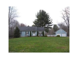 3762 Lake Rd, Conneaut, OH 44030-3118