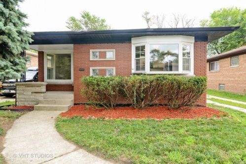 15129 End Ave, Dolton, IL 60419-3005