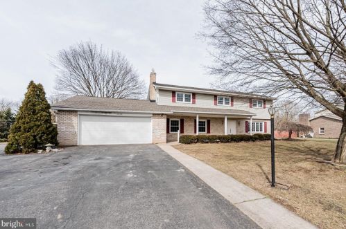 10606 Peachtree Ln, Williamsport, MD 21795-1130
